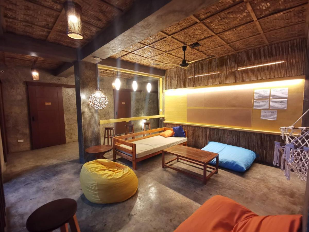 Hang Loose Hostel General Luna  Εξωτερικό φωτογραφία